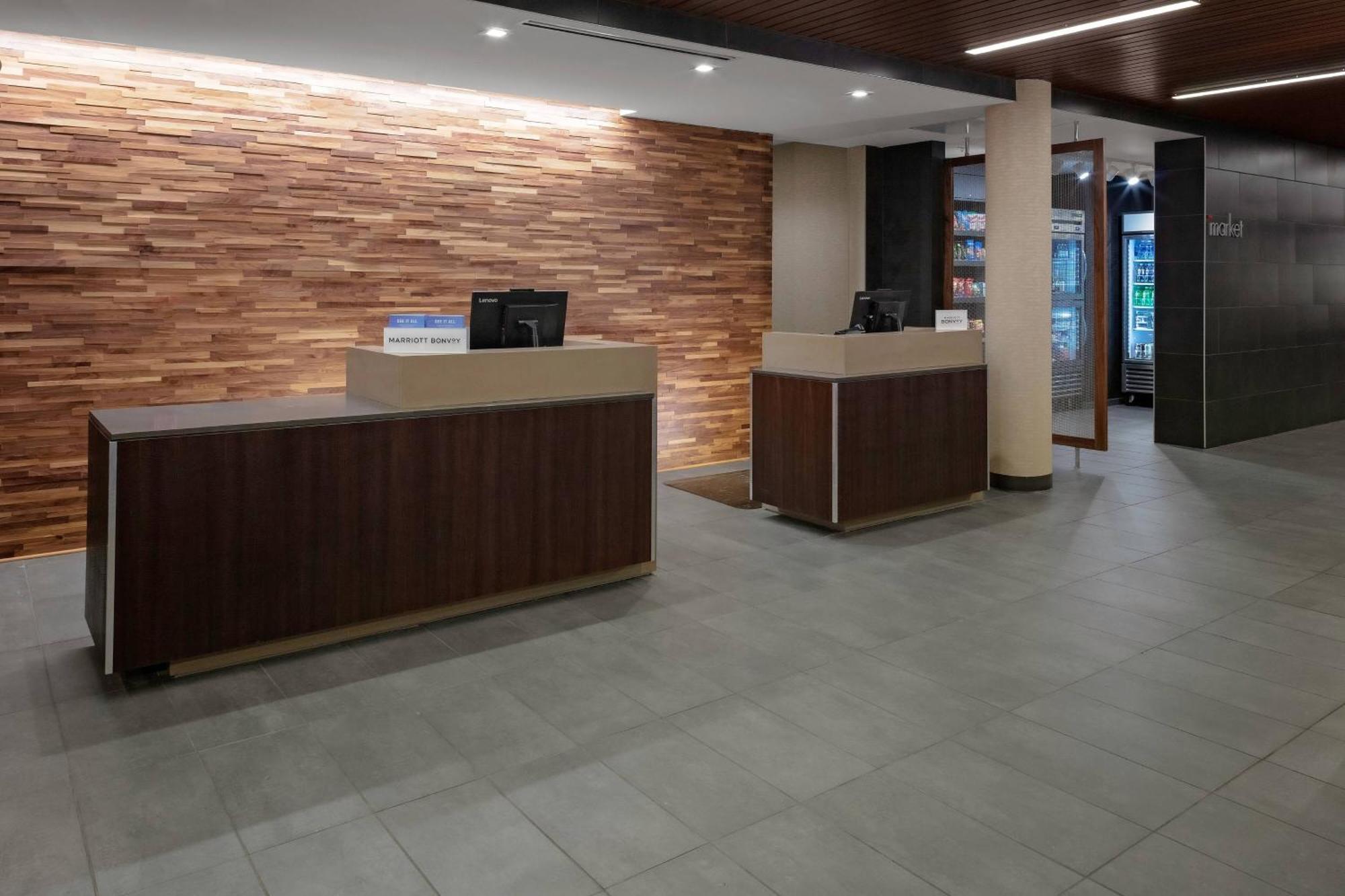 Courtyard Cincinnati Мейсон Экстерьер фото